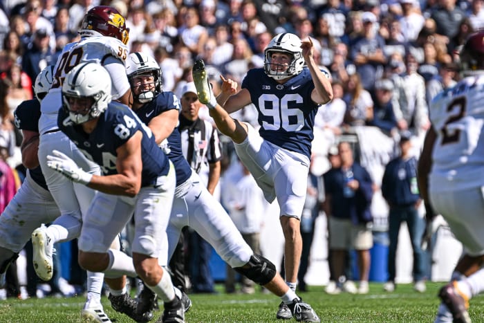 Penn State punter Barney Amor